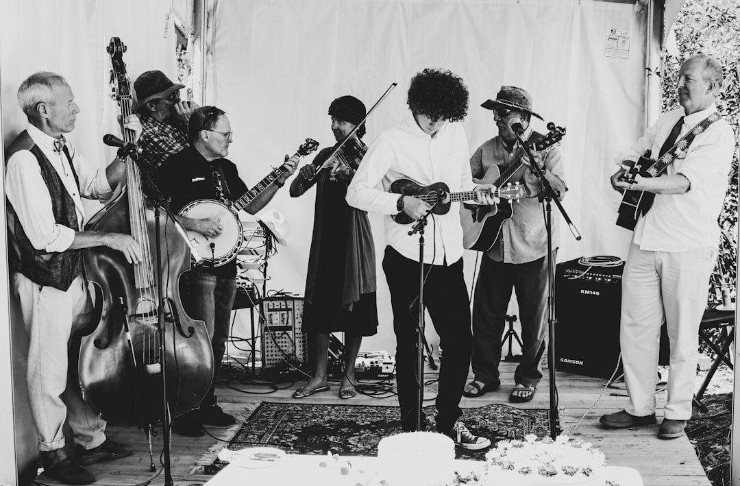 folk music performance